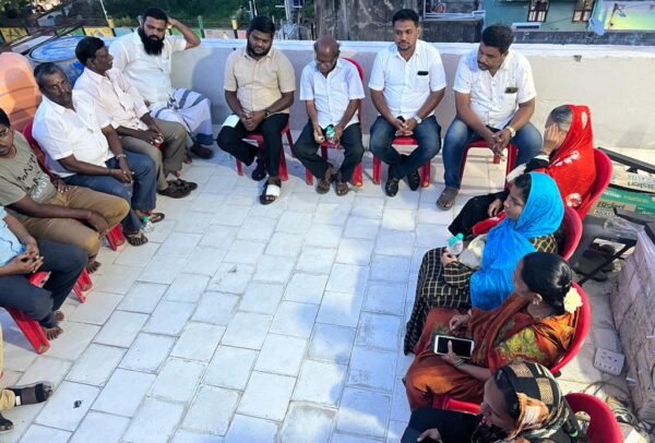 நீட் தேர்வுக்கு எதிரான கையெழுத்து இயக்கம்