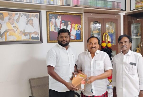 வடசென்னை மாவட்ட பொறுப்பாளர் ஆர் டி சேகர் எம் எல் ஏ அவர்களை சந்தித்து தருணம்