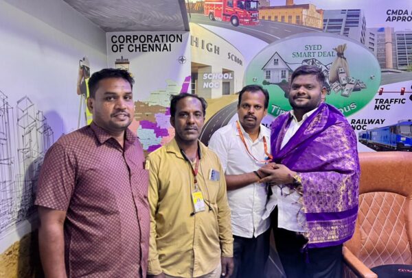 மாநாட்டிற்காக நேரில் வந்து அழைத்து தருணம்